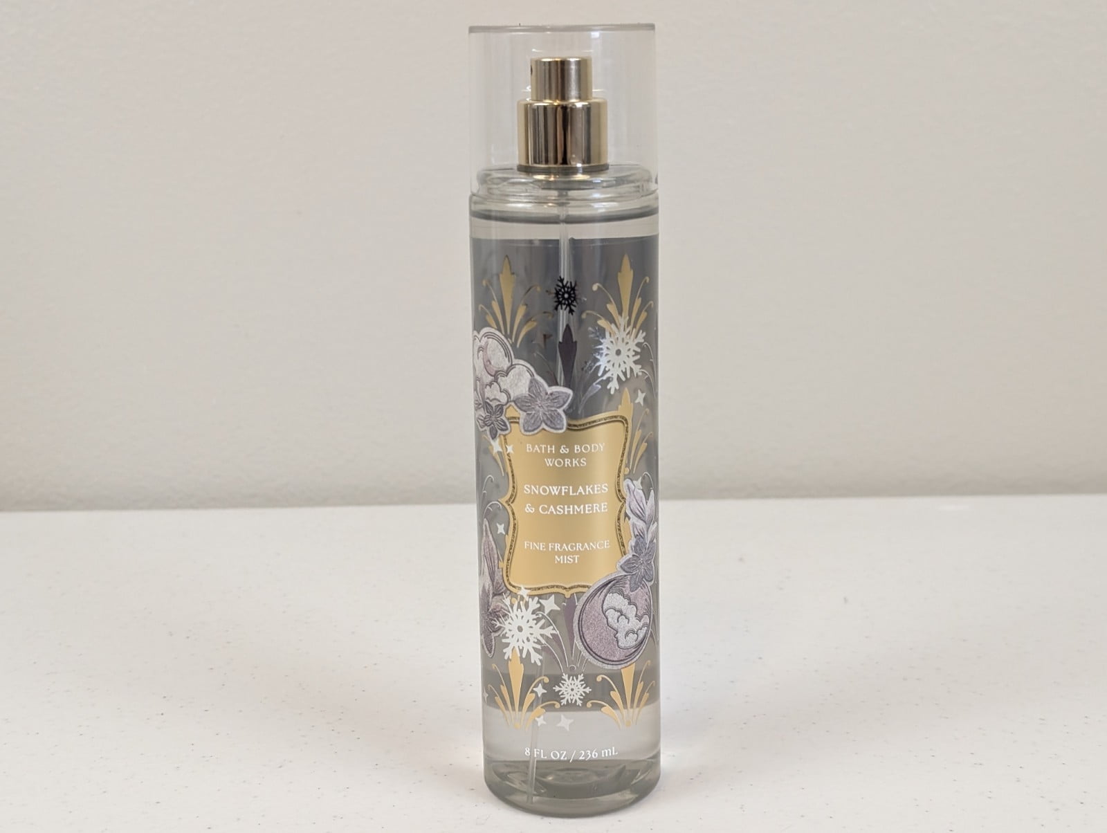 Bath & Body Works Snowflakes and Cashmere Fine Fragrance Mist, 8 Fl Oz ...