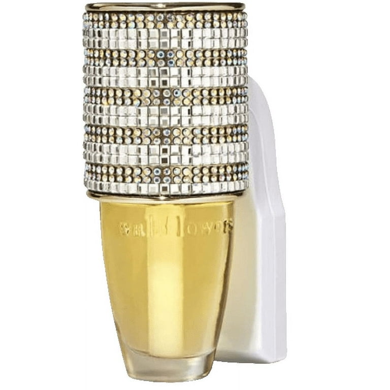 Amazon.com: Bath & Body Works Wallflowers Fragrance Plug, Botanical Shell :  Home & Kitchen