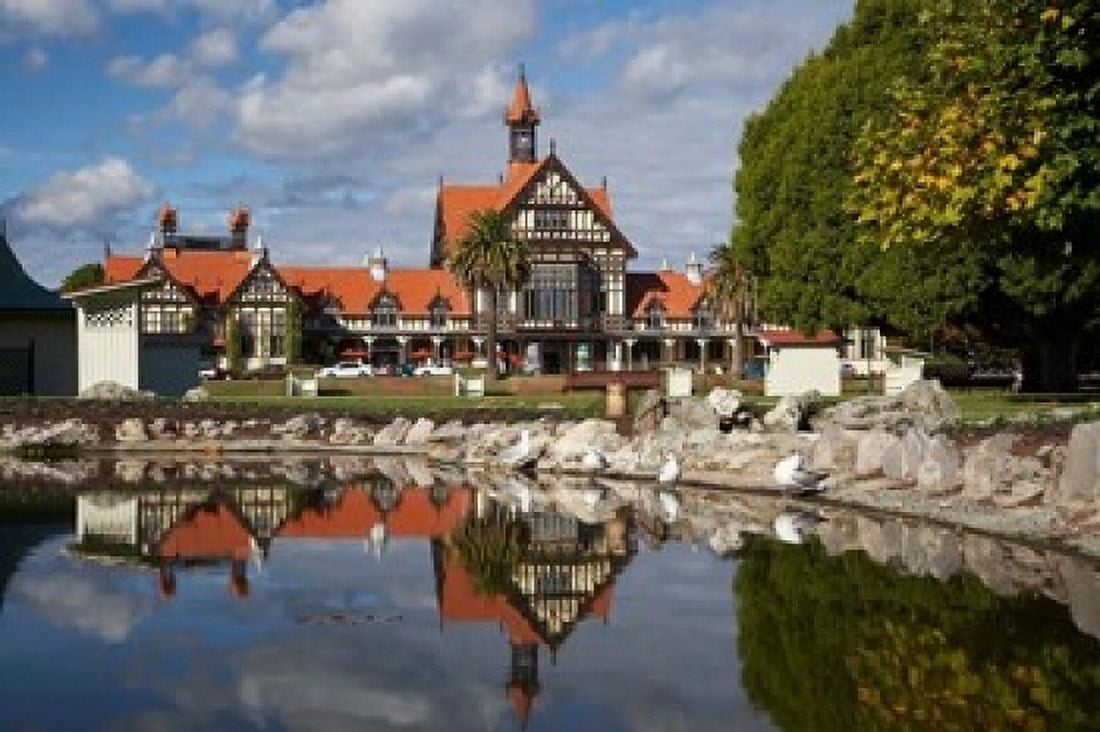 Bath House Government Gardens Rotorua North Island New Zealand Canvas Art - David Wall DanitaDelimont (17 x 11)