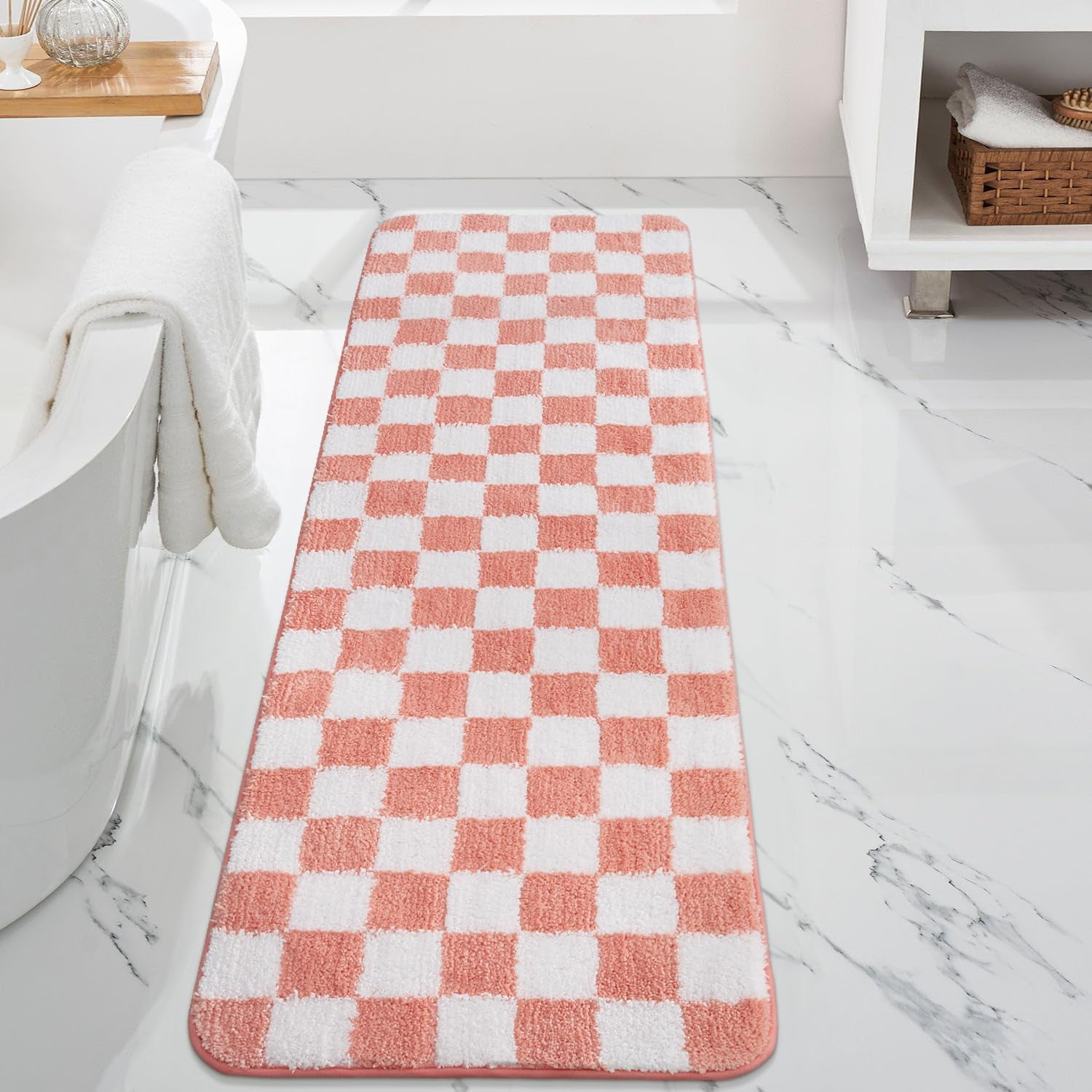 Bath Mat Runner, Pink Checkerboard Geometric Bath Runner Rug, Absorbent ...