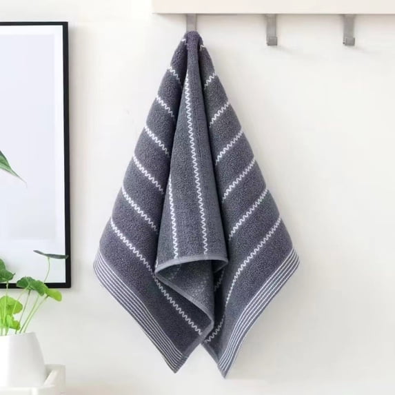 Bath Towel, Plush and Absorbent, Quick-Drying Fabric, for Shower and Bath, Household and Guest Use