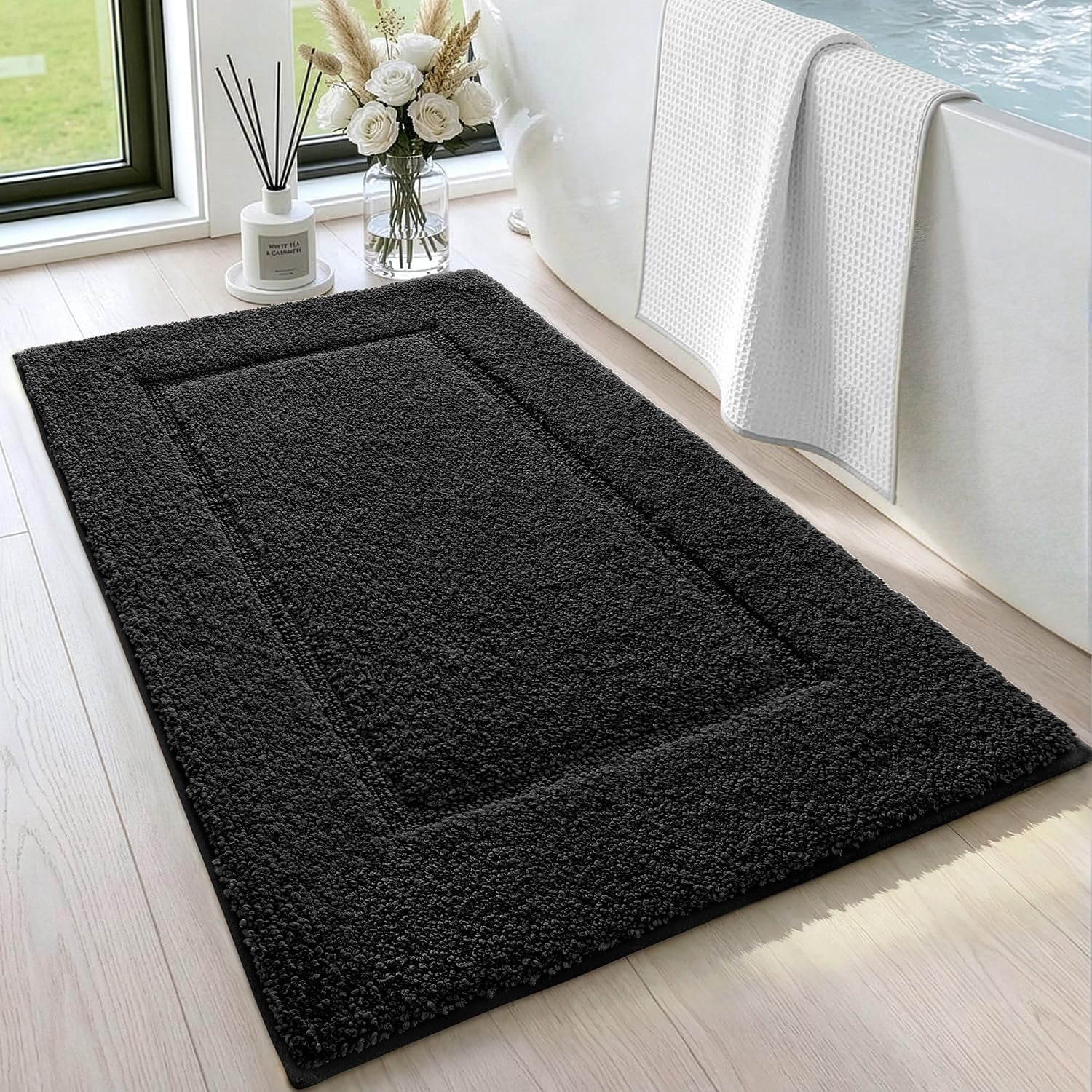 Bathroom Rugs 32x20, Washable Non Slip Bath Mat for Shower Floor, Absorbent Quick Dry Bathmat with Rubber Backing, Ultra Soft Plush Carpet for Tub, Black
