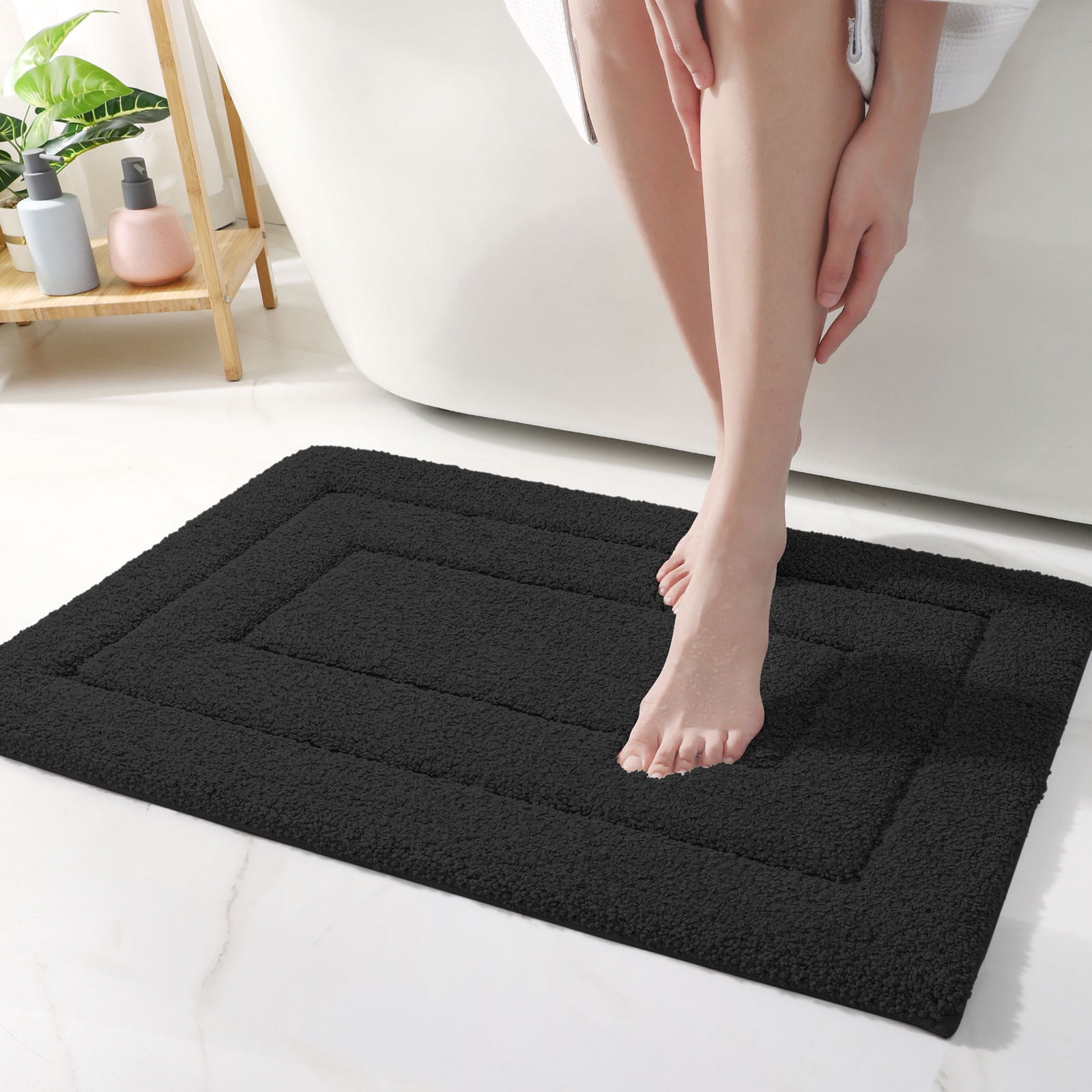 Color&Geometry Black Bathroom Rugs - Upgrade Your Bathroom with Soft Plush  Black Microfiber Bath Mat - Non Slip, Absorbent, Washable, Quick Dry
