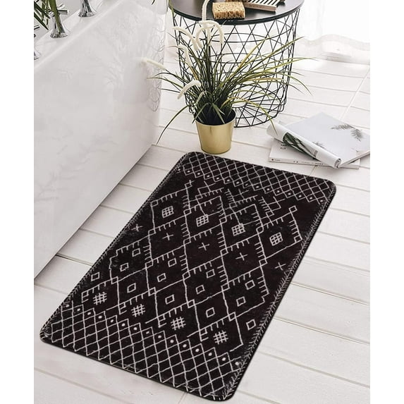 Bathroom Runner Rug 18x47 inch Long Boho Bath Mat Non-Slip Moroccan Farmhouse Gray Bath Rug Soft Velvet Machine Washable Bathroom Mats for Tub Sink Shower