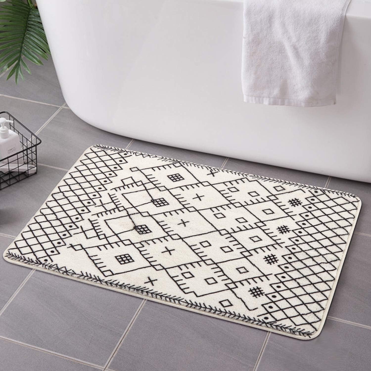 Bathroom Runner Rug 20x59 inch Long Boho Bath Mat Non-Slip Moroccan Farmhouse Gray Bath Rug Soft Velvet Machine Washable Bathroom Mats for Tub Sink Shower