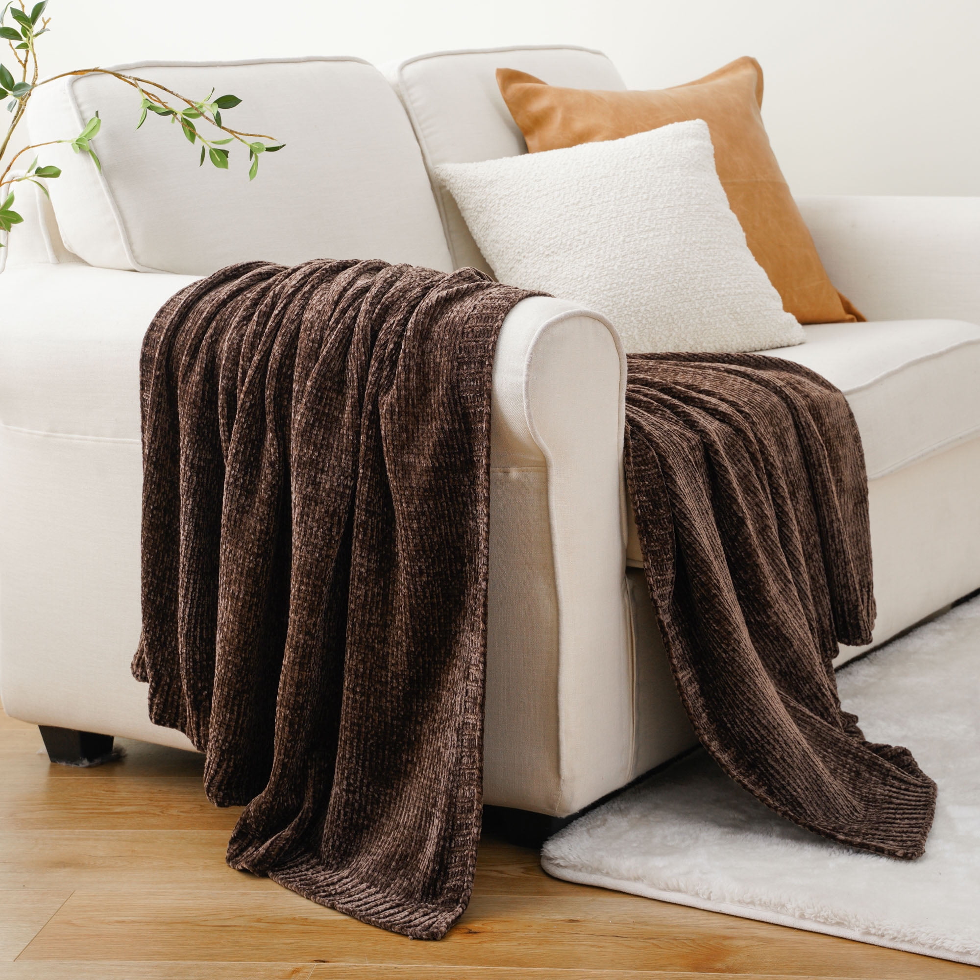 Decorative throws top for sofas