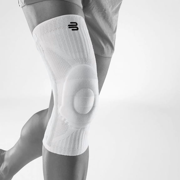 Bauerfeind Sports Knee Support - Breathable Compression Knee Brace for Joint Stability, Mobility & Performance
