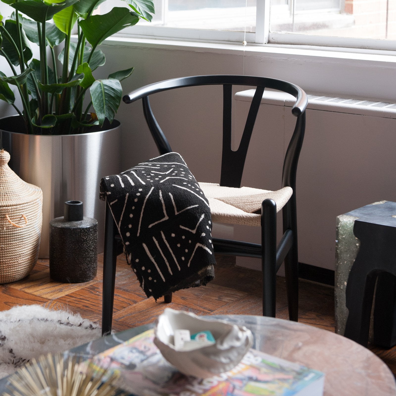 Baxton Studio MidCentury Modern Wishbone Chair Black Wood Y Chair