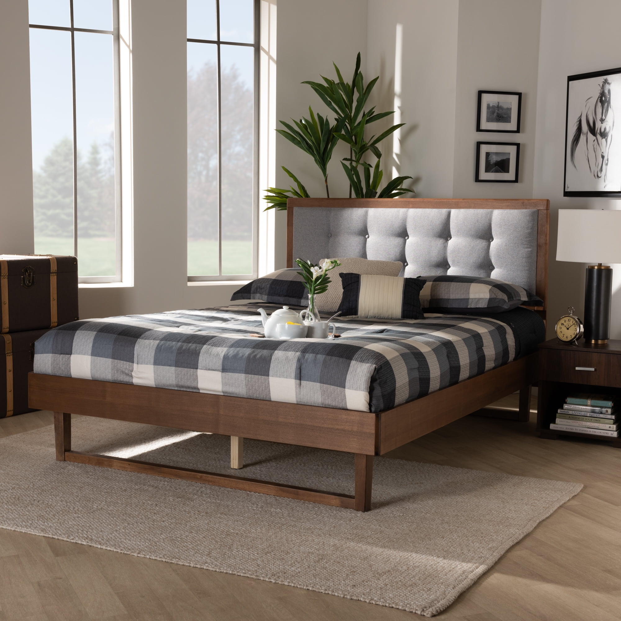 Baxton Studio Viviana Modern and Contemporary Light Grey Fabric Upholstered and Ash Walnut Finished Wood Full Size Platform Bed
