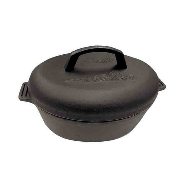 Bayou Classic 7415 6 Qt. Oval Cast Iron Roaster Pot with Lid and Handles