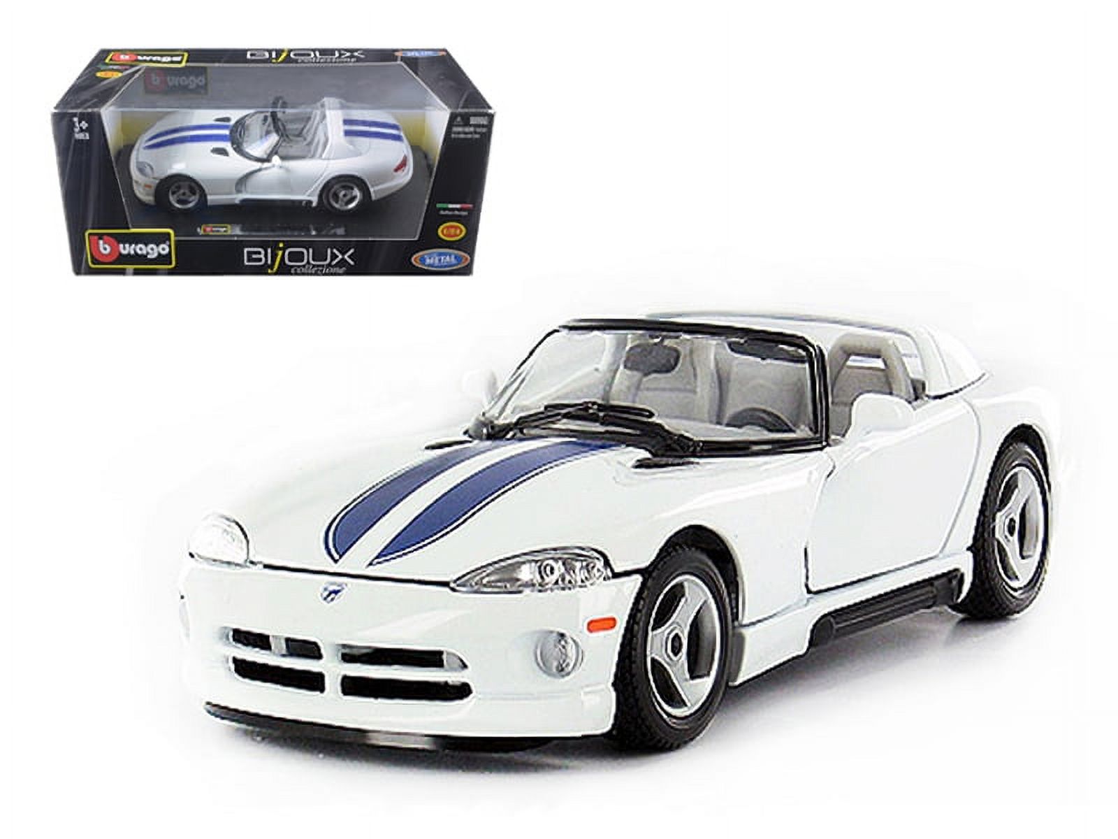 Bburago 22024w Dodge Viper RT 10 White 1-24 Diecast Model