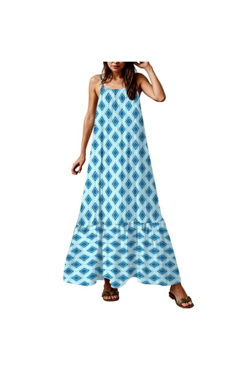 dress to impress theme at the beach Pool Party 9 Beach outfit dress ideas