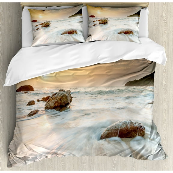 Beach Duvet Cover Set, Grand Sea Waves on Beach and Horizon Sky Holiday Calm Dream Season Photograph, Decorative 3 Piece Bedding Set with 2 Pillow Shams, Calking Size, Cream Blue White, by Ambesonne