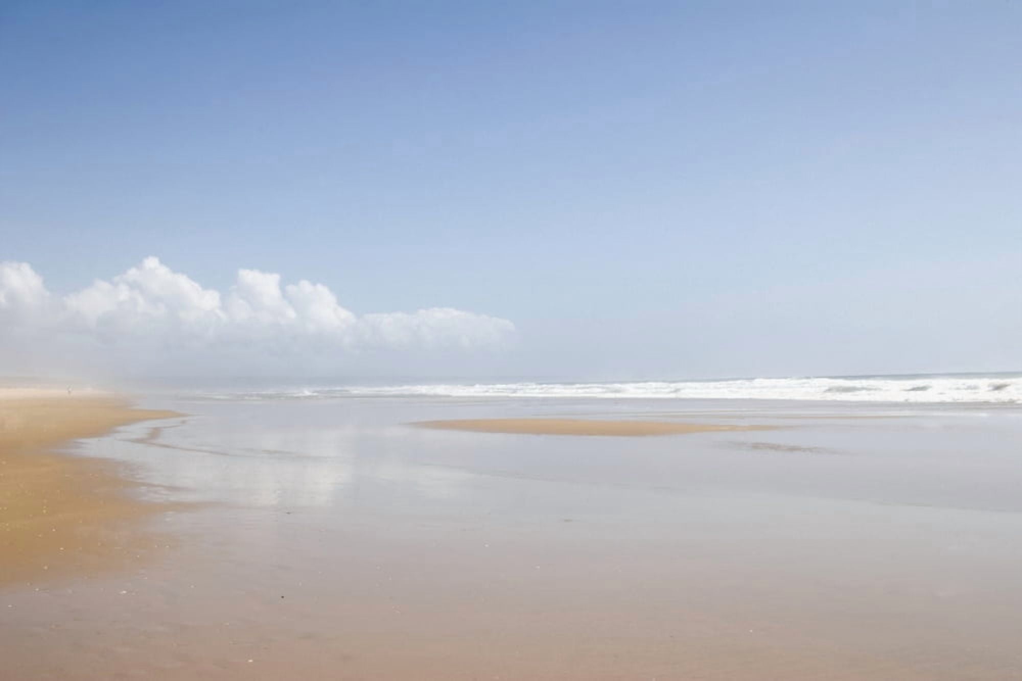 Beach On Costa Da Caparica Canvas Art - Natalie Pecht Design Pics (38 x 24)