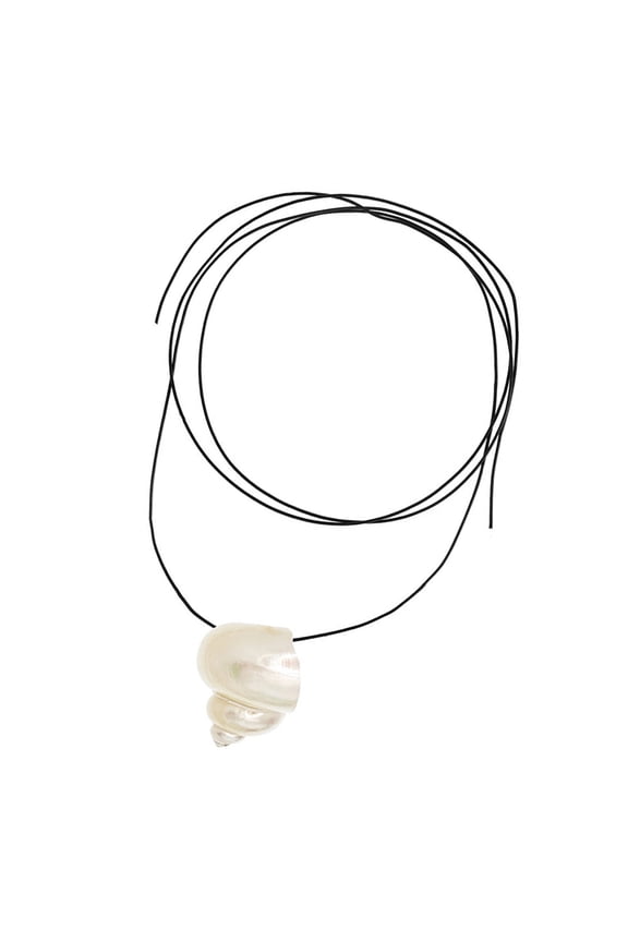 Beach Styles Natural Shell Pendant Necklace For Layering Outfit PU Leather Rope Adjustable Length Neckchain