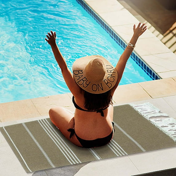 Beach Towels Clearance, Microfiber Beach Towel Bath Towel Multifunctional Towel 35.5x70.9In Quick Dry Beach Towels(90x180cm)