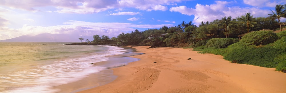Beach at sunset near Makena Route 31 Maui Hawaii Canvas Art - Panoramic Images (36 x 12)