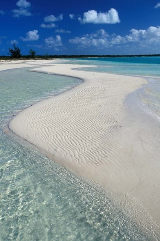 Beach of Half Moon Bay Turks and Caicos Canvas Art - Nik Wheeler DanitaDelimont (18 x 27)