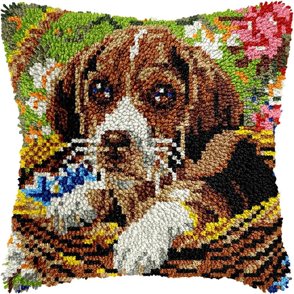 Beagle Dog Latch Hook Pillow Kits for DIY Handmade Throw Pillow Cushion Embroidery Latch Hooking Pillowcase Kits with Preprinted Canvas Crochet Yarn Kits 17''X 17''(g160)