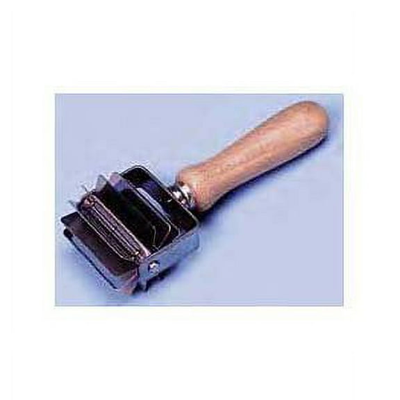 Bear Claw Cutter - Cuts 2-1/2" Lines