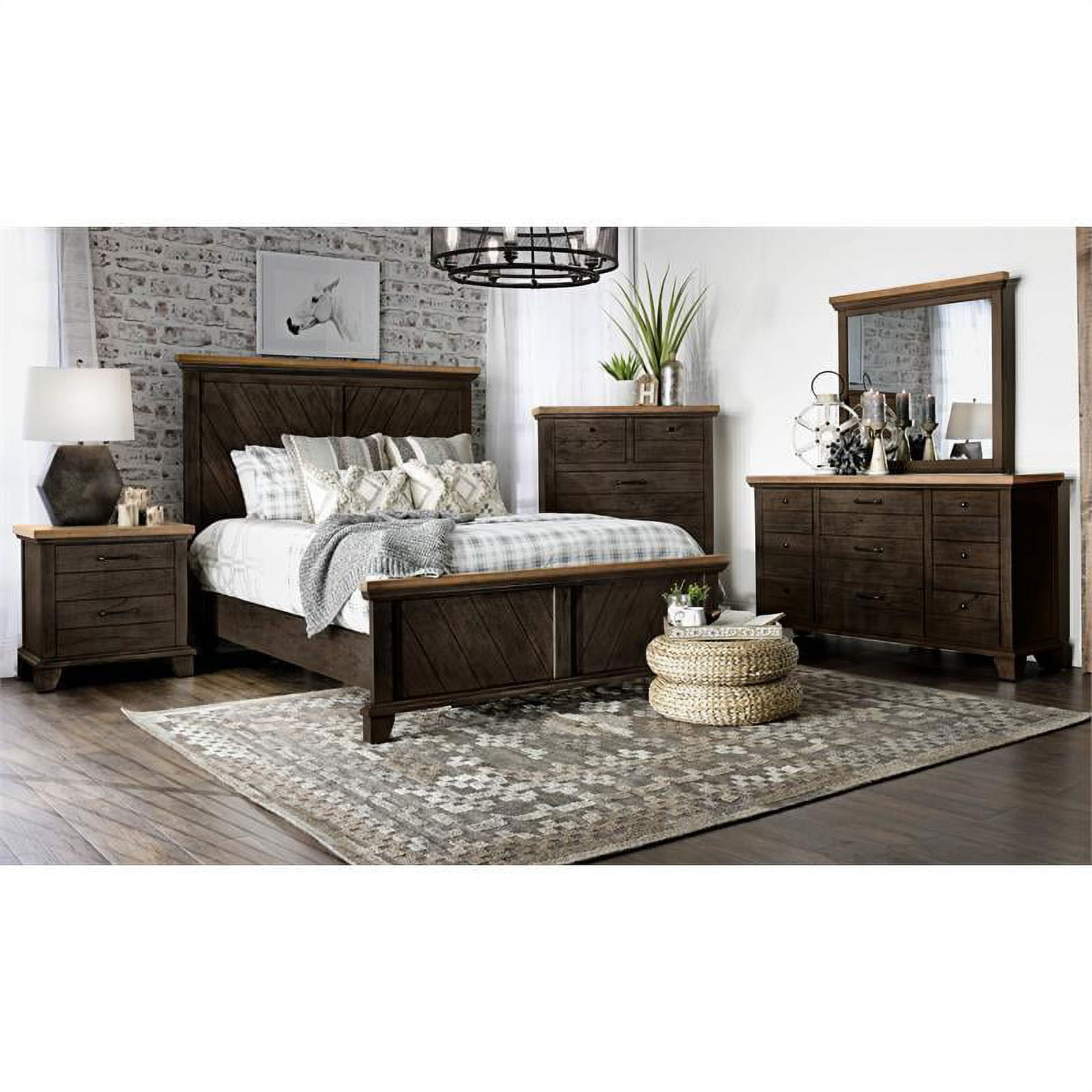 Bear Creek Dark and Honey Brown Queen 4-Piece Bedroom Set