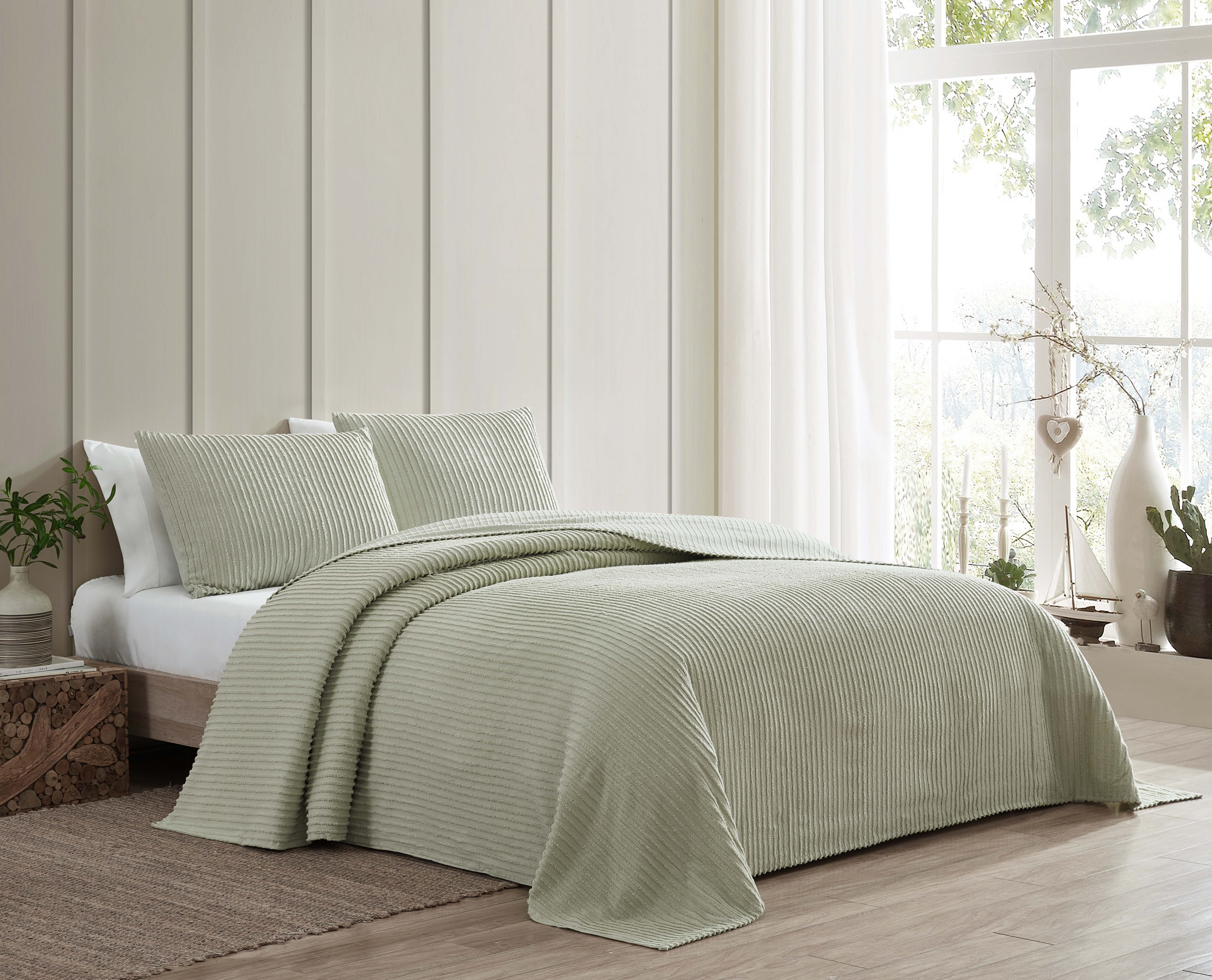 Beatrice Home Fashons Channel Chenille Bedspread Full Sage