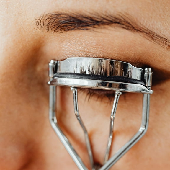 Beaupretty 16Pcs Eyelash Curler Rubber Refill Pads Black Soft Silicone Cushions for Makeup