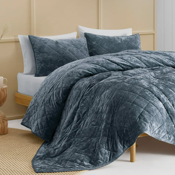 Beaute Living Diamond Velvet 3 Piece Quilt Set Rainstome Blue King