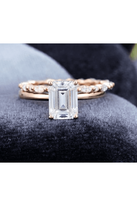 Beautiful 1.0 CT Emerald Cut Set 14K Rose Gold Unique Full Eternity Moissanite Engagement Ring For Women