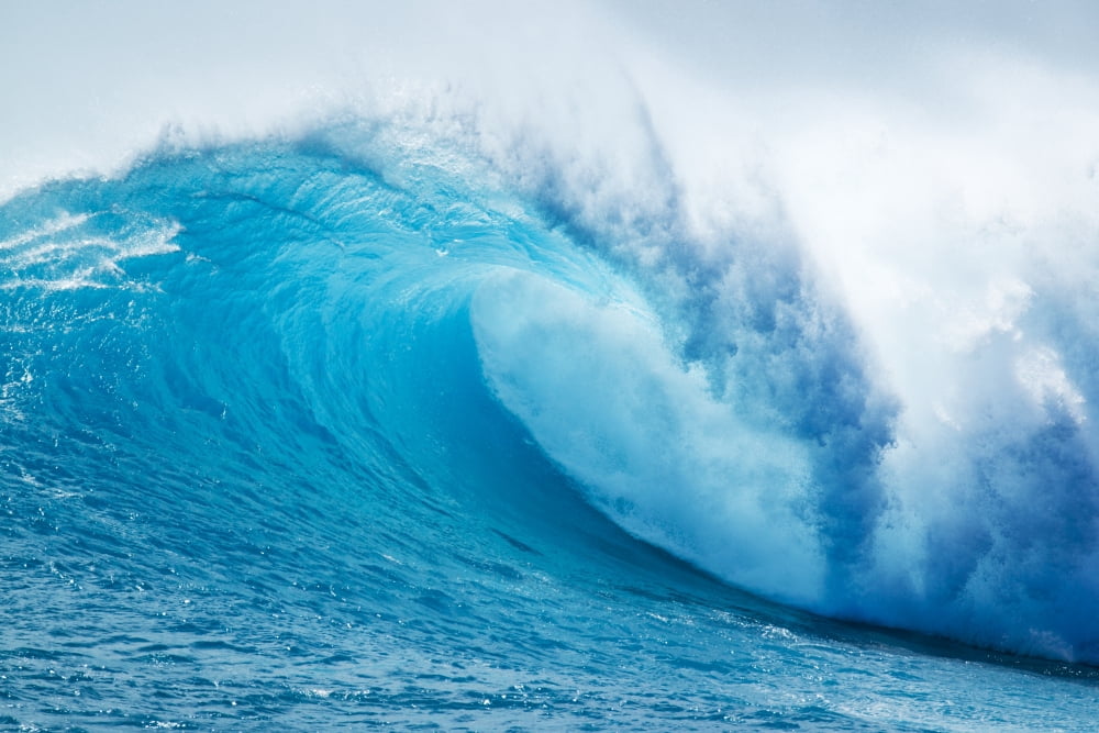 Beautiful Blue Ocean Wave Canvas Art - Design Pics Vibe Design Pics (17 x 11)