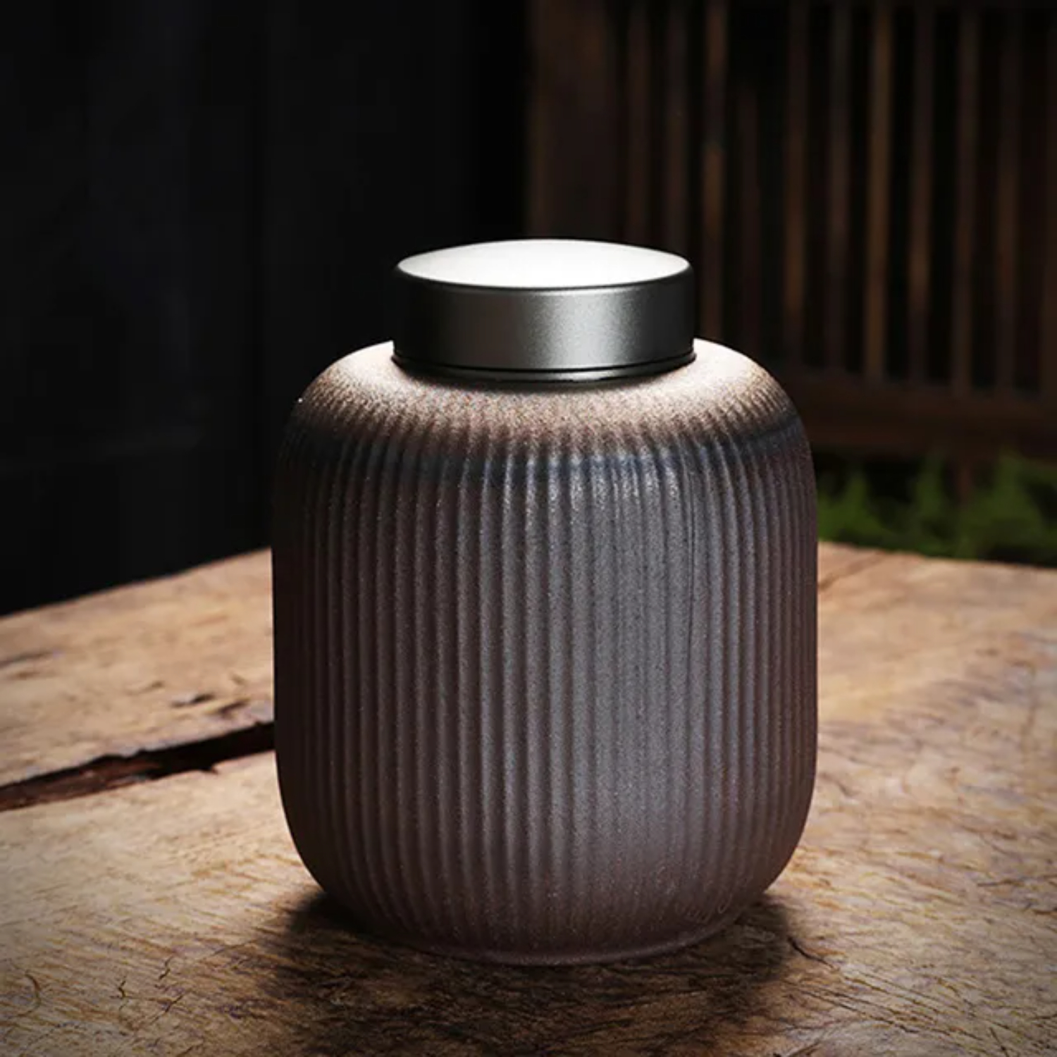 Beautiful Decorative Ceramic Memorial Funeral Ashes Urn for Human