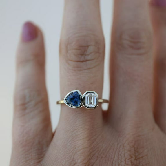 Beautiful Emerald Cut Toi Et Moi Ring Two Stone Engagement Moissanite Diamond Gold Ring 1.50 CT Birthday Gift Ring