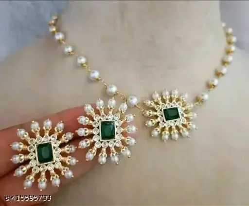 THE DIVINE FASHION Beautiful Kundan Antique Necklace Set Jewelry /Indian Women Jewellery Gold Plated Fashion Jewelry/Wedding Wear Bridal