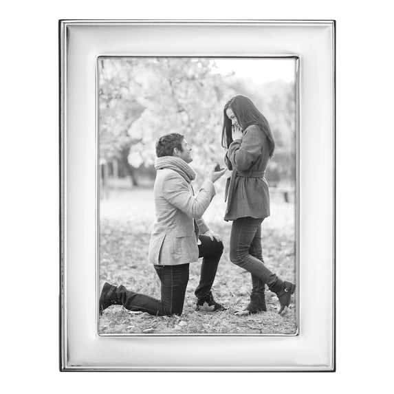 Beautiful NAPLES beveled border silver 5x7 frame by Reed & Barton - 5x7