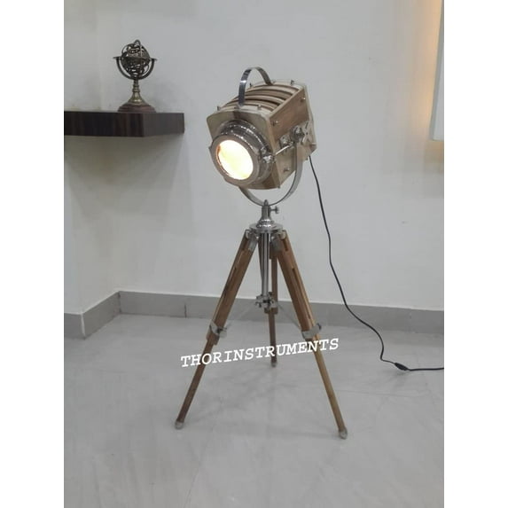 Beautiful Nautical Vintage Spot Light Wooden Tripod Table Lamp Home Decor