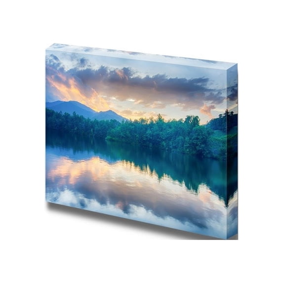 Beautiful Scenery Landscape Sunset at Lake Santeetlah in Great Smoky Mountains - Canvas Art Wall Art - 16" x 24"
