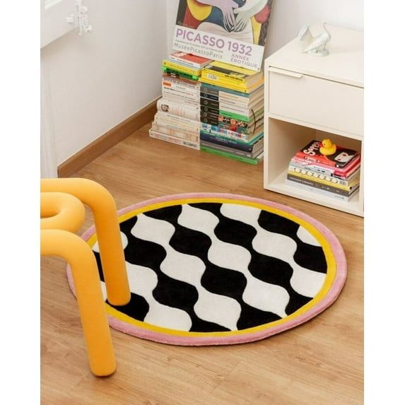 Beautiful & Soft Handmade Rug made with High Quality Wool Best Suites in your Bedroom