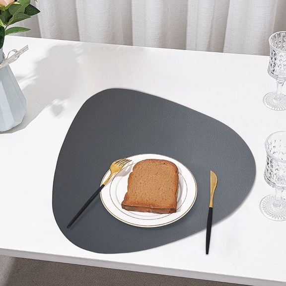 Beautynvta Faux Leather Placemats, Waterproof Oil-Resistant Heat-Resistant Triangle Water Drop Type Tables Mats for Kitchen Dining Decor, 18x14.4 Inch