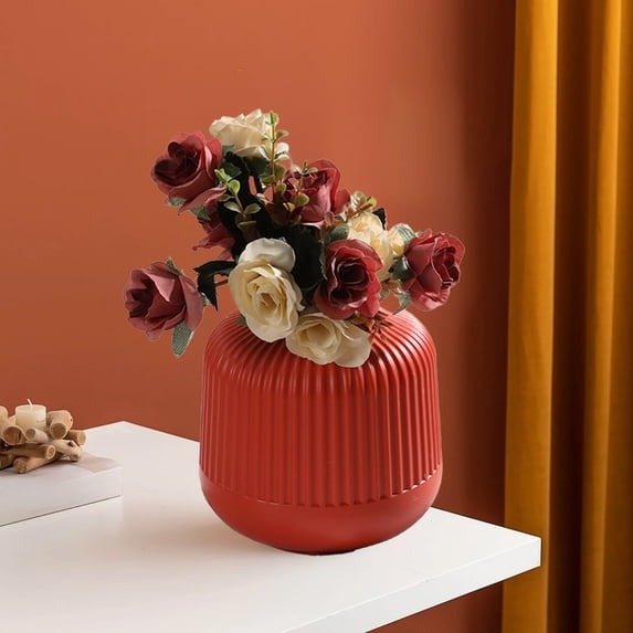 Beautynvta Flower Vase, Tall 5.51 In Plastic Bouquet Vase for DIY Floral Arrangements, Lightweight Flower Pots with Textured Finish for Table Decor, Office Desk Decor, Red