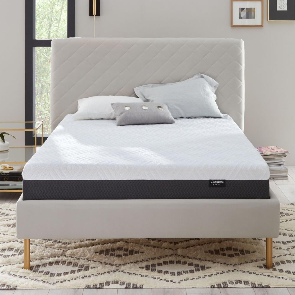 Beautyrest BRX 800 10 in. Hybrid Mattress Queen