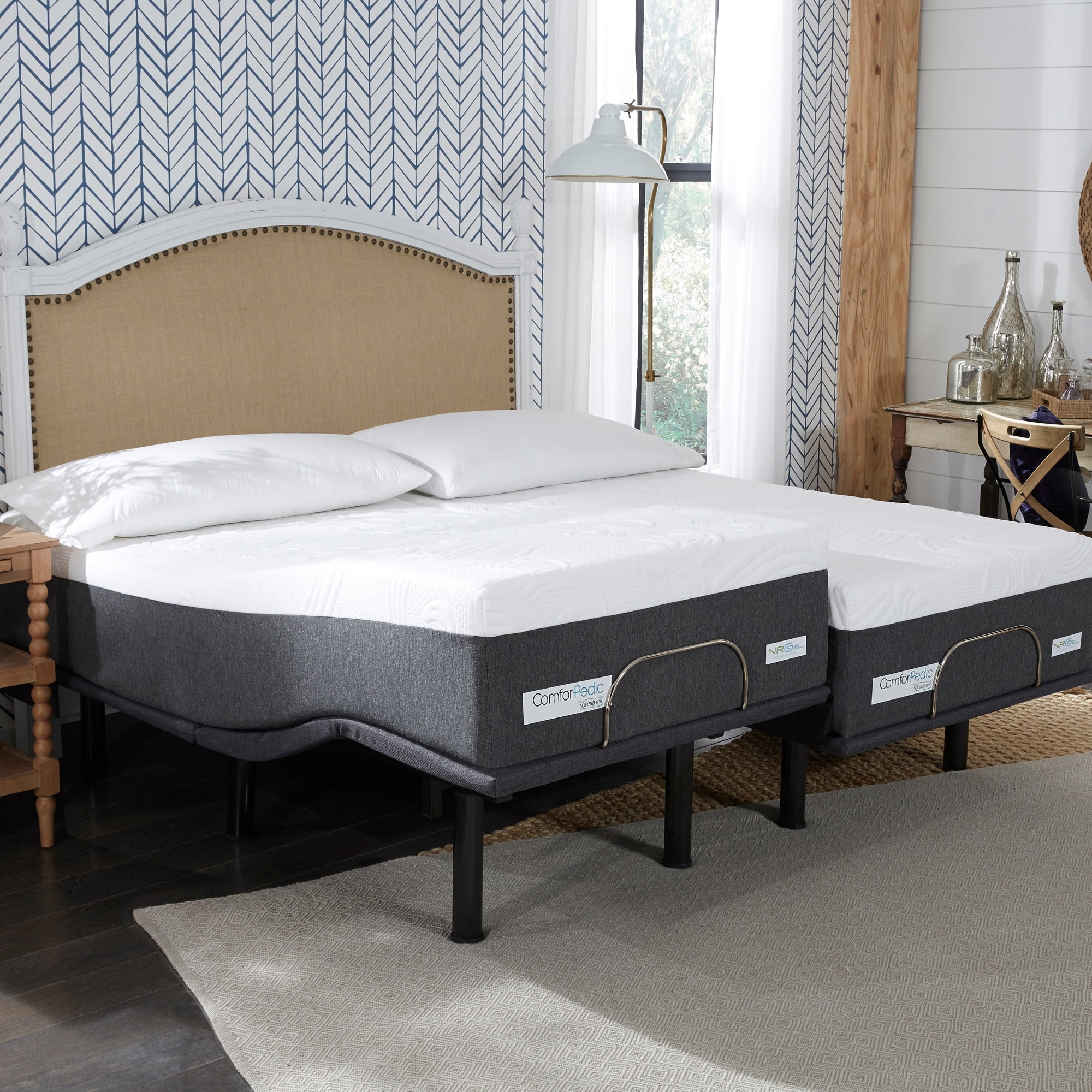 Queen Gel Memory Foam Adjustable Bed with Boxspring