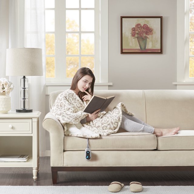 Beautyrest Soft Sherpa Fleece Electric Throw Heated Blanket Wrap with