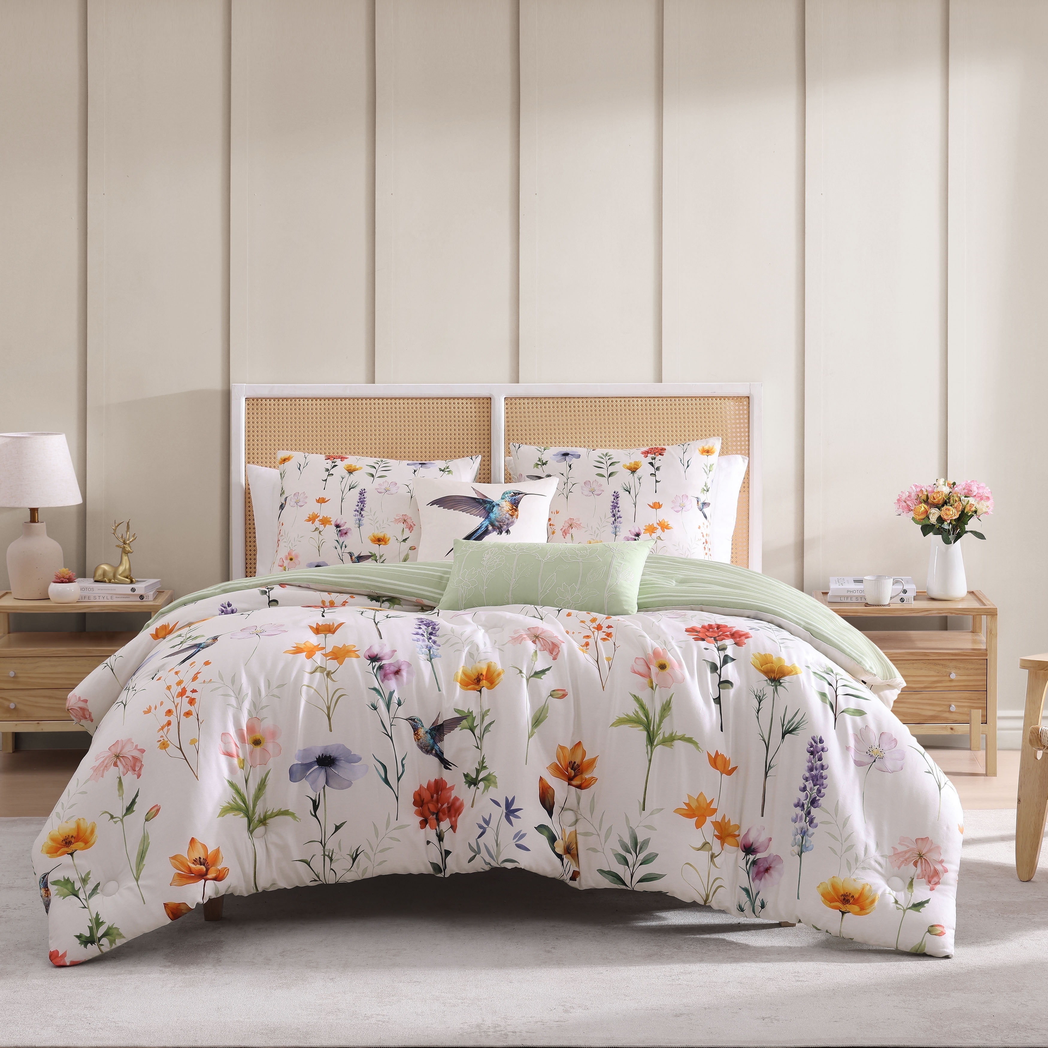 Ivory Queen Cotton Reversible Floral Comforter Set