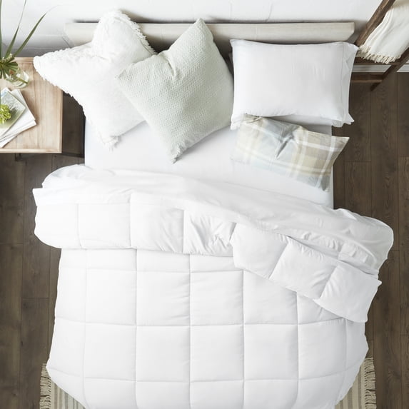 Becky Cameron Super Plush Down Alternative Comforter