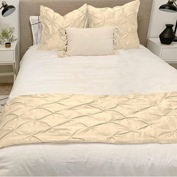 Bed Runner 3 Piece With 2 Pillowcases, 400 Thread Count, 100% Egyptian Cotton, Super Soft and Luxury, Pinch Pleated Design, Bed Runner For Bed - Ivory Solid, Twin Size.