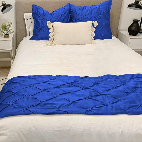 Bed Runner 5 Piece With 4 Pillowcases, 400 Thread Count, 100% Egyptian Cotton, Super Soft and Luxury, Pinch Pleated Design, Bed Runner For Bed - Royal Blue Solid, Cal King Size.