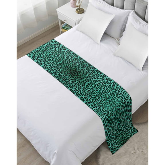 Bed Runner Scarf Cal King Size, Green Leopard Print Stain Bed Runners & Scarves for Foot of Beds, Farmhouse Abstract Animal Patterned Decorative Bedding Runner Scarf for Hotel Home Bedroom