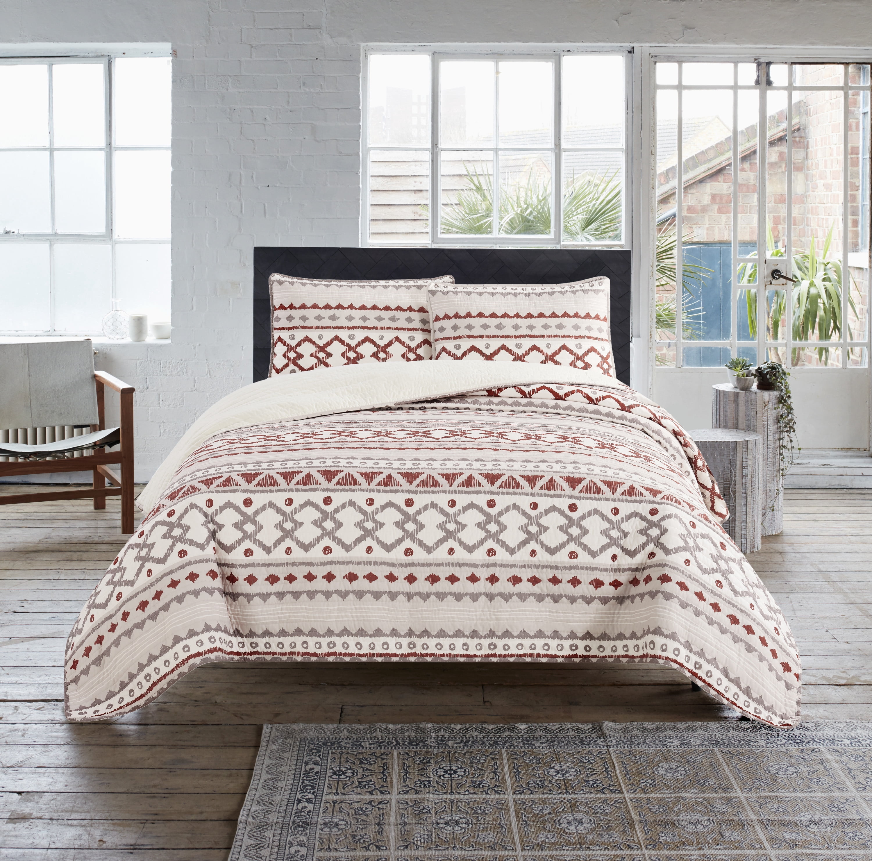 Bedding 3-piece Quilt Set, Natural/Rust, King, Adair by French Connection