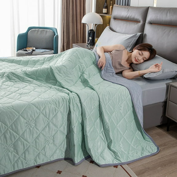 Bedding Quilt 39x60 Inches - All Season Lightweight Coverlet for Teens - Soft Breathable Polyester Bedspread with Diamond ing - Machine Washable Bed Topper for Home Dorm
