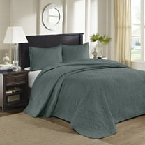 3-Piece Reversible Balsam Green Quilt Set, Full/Queen Size Bedding Set with Matching Shams